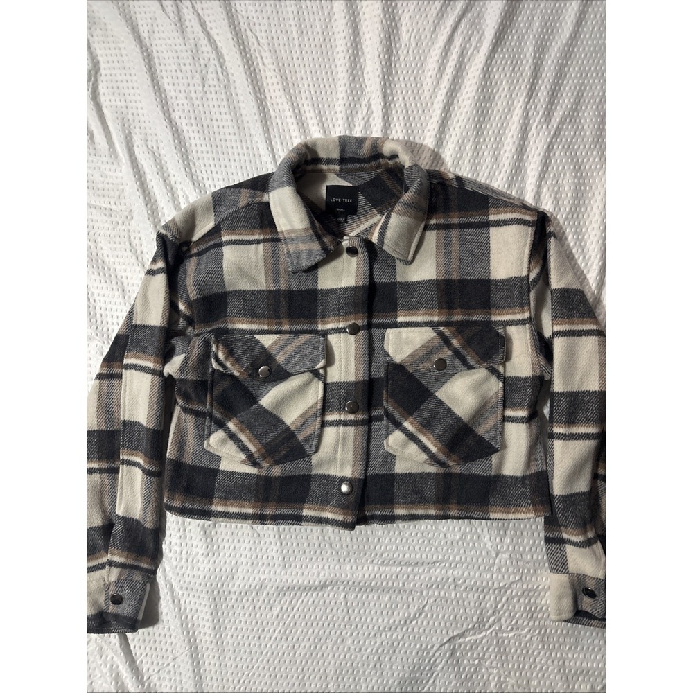 Love Tree Women's Sz S Cropped Longsleeve Flannel Plaid Cream Black Brown